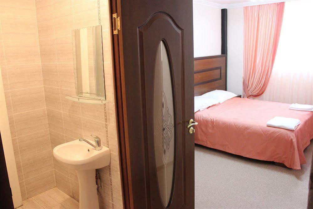 أستانا Bayterek Hotel المظهر الخارجي الصورة
