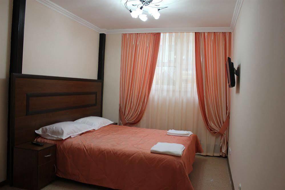 أستانا Bayterek Hotel المظهر الخارجي الصورة